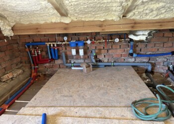 montaż konsoli wodomierzowej z filtrami